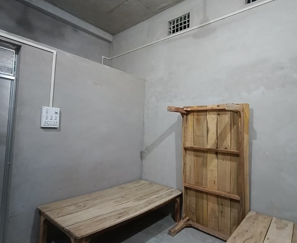 960